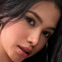 Adriana Valentina Desnuda