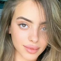 Afek S Desnuda