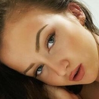 Agathe Bailleul Desnuda