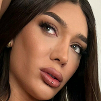 Alexandra Gold Desnuda