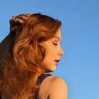 Alice Little Desnuda