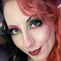 Alieninara Desnuda