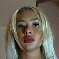 Alix Small Desnuda