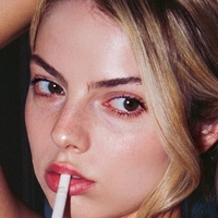 Allie Marie Evans Desnuda