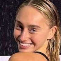 Alysha Koloi Desnuda