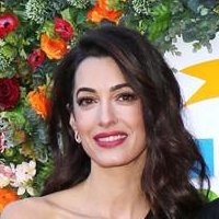 Amal Clooney Desnuda