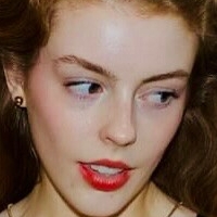 Amelia Gething Desnuda