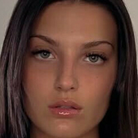 Amelia Hakes Desnuda