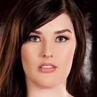 Amie Double D Desnuda