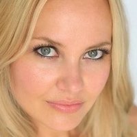 Amy Esterle Desnuda