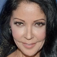 Apollonia Kotero Desnuda