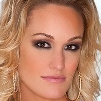 Ashlan Gorse Cousteau Desnuda