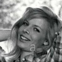 Astrid Frank Desnuda