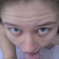 Astro Poetrising Desnuda
