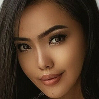 Aunanthn Desnuda