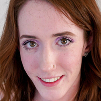 Avery Angel Desnuda