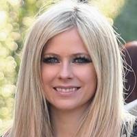 Avril Lavigne Desnuda