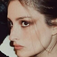 Banks Desnuda