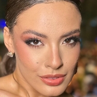 Beatriz Reis Desnuda