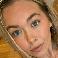 Bethany Desnuda