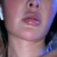 Betül Lily Desnuda