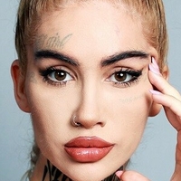 Bia Khalifa Desnuda