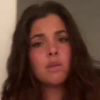 Bianca Cantando Desnuda