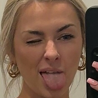 Blondeish Desnuda