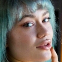 Bluenicorn Desnuda