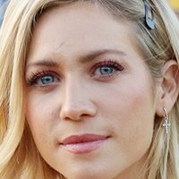 Brittany Snow Desnuda
