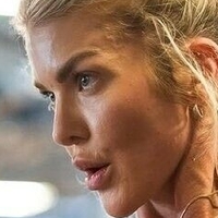 Brooke Ence Desnuda