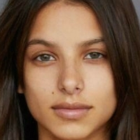 Bruna Lírio Desnuda