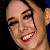 bustylilmegan Desnuda