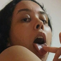 bustynbad Desnuda