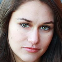 Caity Brewer Desnuda