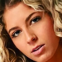Cameron Rae Desnuda