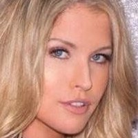 Carly Lauren Desnuda