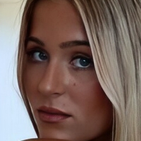 Cassie Roberts Desnuda