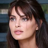 Catrinel Marlon Desnuda