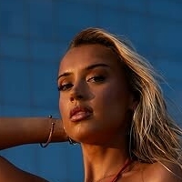 Celina Hansen Desnuda