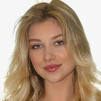 Charlotte Elise Desnuda