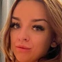 Chelsea Pope Desnuda