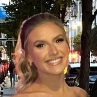 Chloe Burrows Desnuda