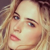 Chloë Holmes Desnuda