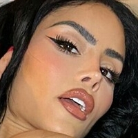 Chloe Saxon Desnuda