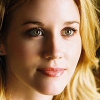 Courtney Cole-Fendley Desnuda