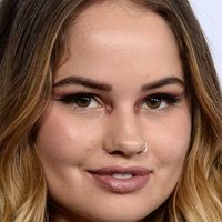 Debby Ryan Desnuda
