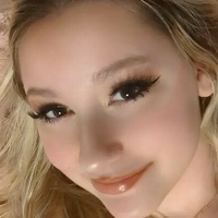 Destiney Desnuda