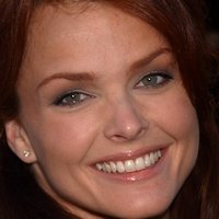 Dina Meyer Desnuda