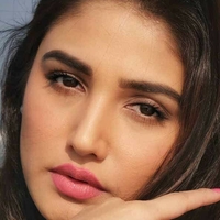 Donal Bisht Desnuda